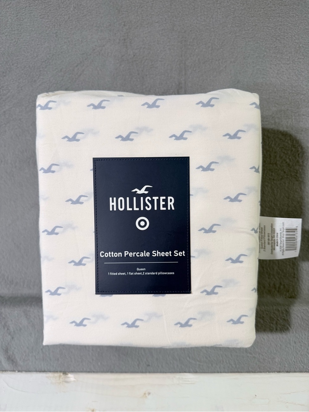 Hollister Cotton Percale Sheet Set - White with Light Blue Seagull Print